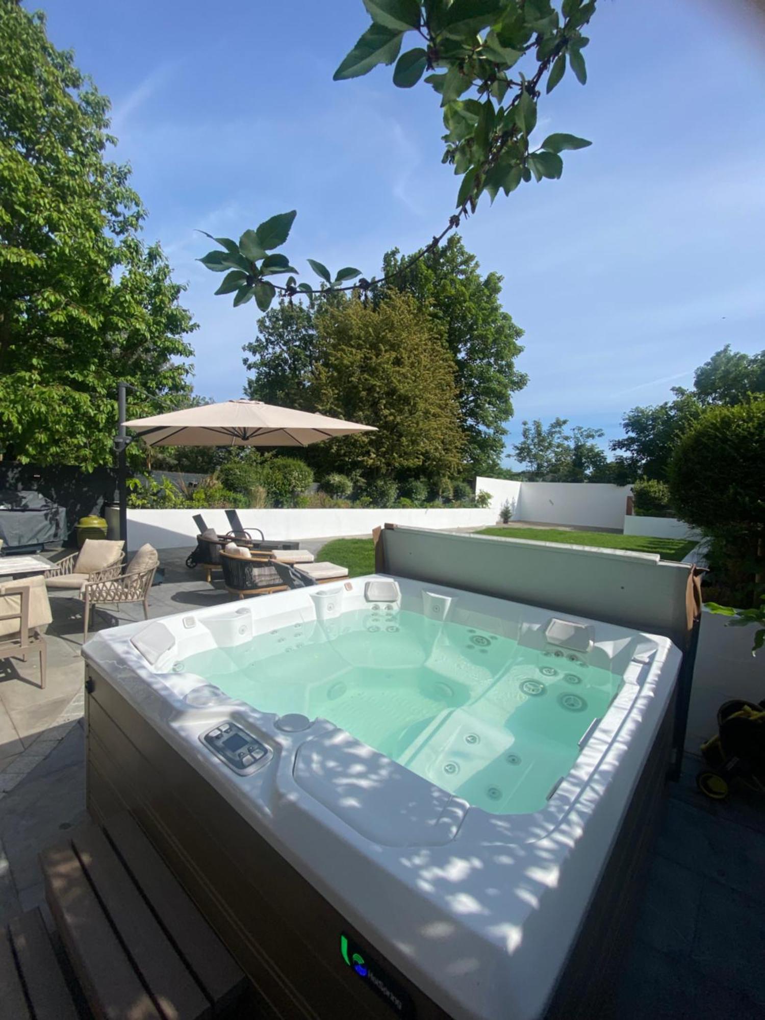 Dream House London With Gym, Cinema And Housekeeper Villa Ealing Eksteriør billede
