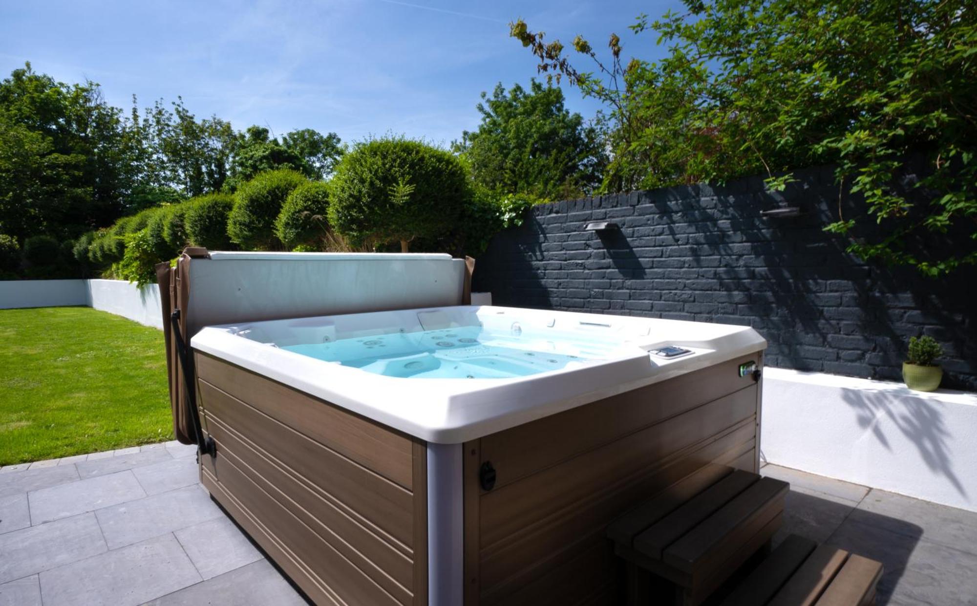 Dream House London With Gym, Cinema And Housekeeper Villa Ealing Eksteriør billede